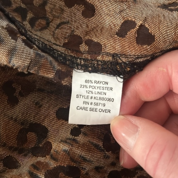 Sexy Animal Print Button-down Top by Choices Size PS - Picture 9 of 10